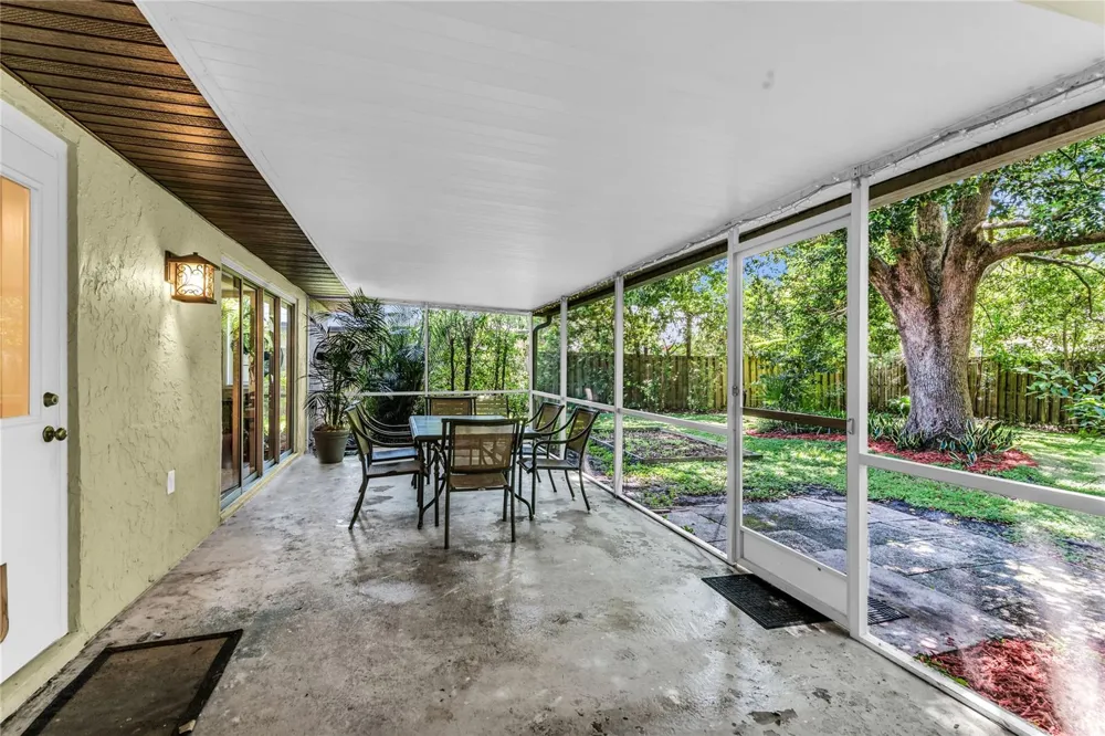 8142 GOLDEN SANDS DRIVE Orlando, FL 32819