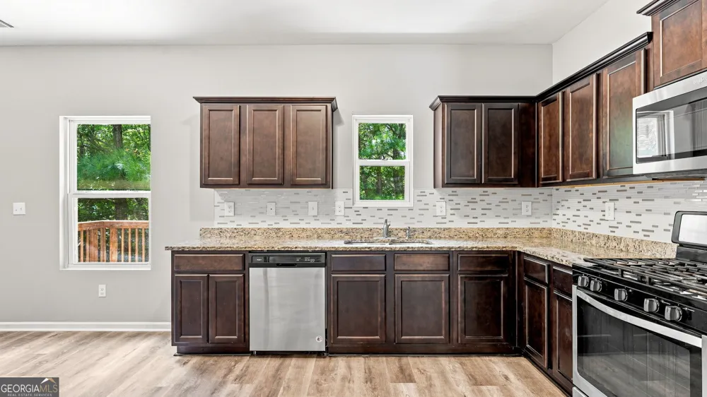 439 Scotland DR Dallas, GA 30132