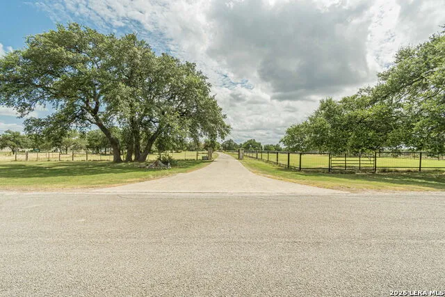 287 SAN MARCOS TRL New Braunfels, TX 78132