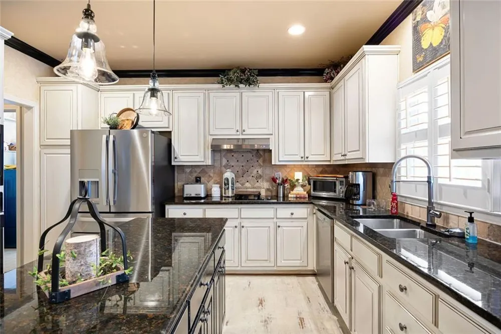 49 Old Mountain Road NW Powder Springs, GA 30127