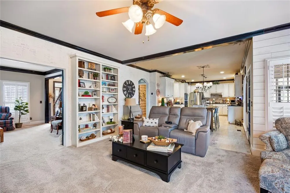 49 Old Mountain Road NW Powder Springs, GA 30127