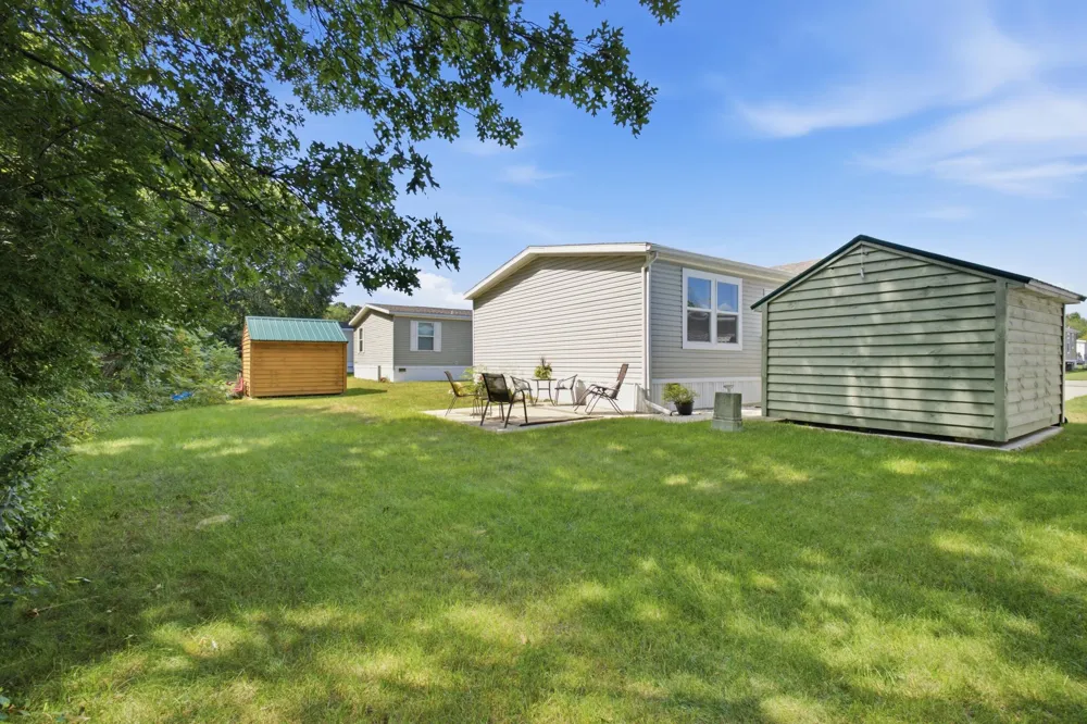 14904 Saint Lawrence Drive Spring Lake, MI 49456