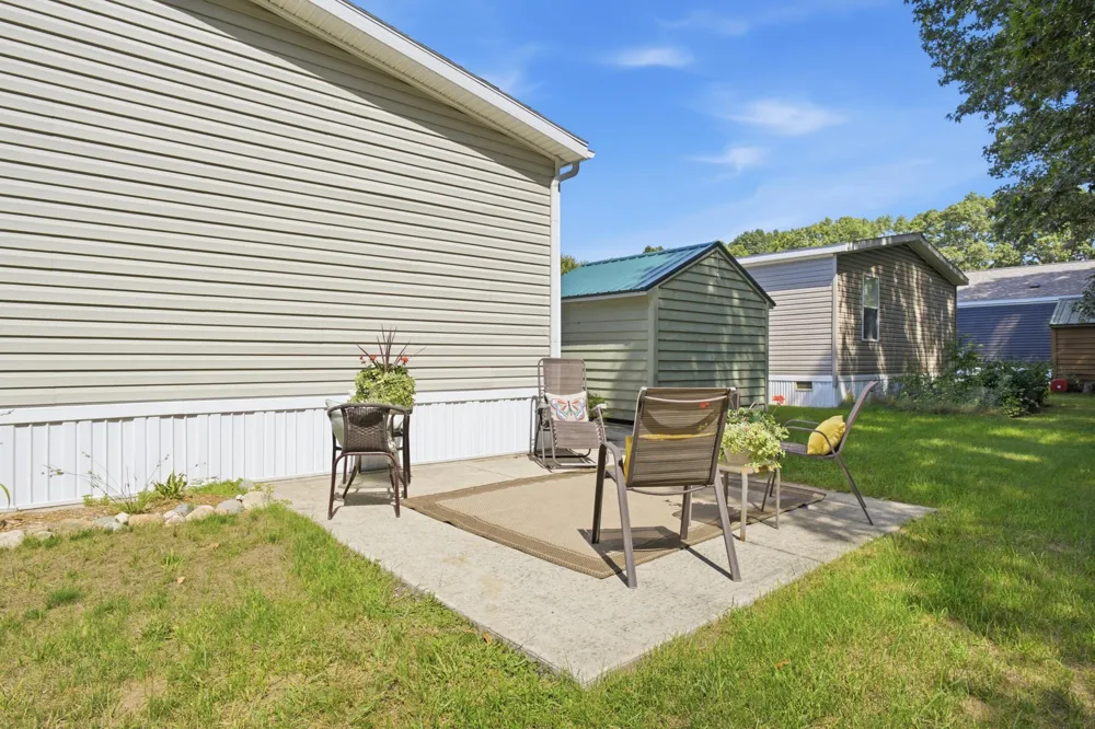 14904 Saint Lawrence Drive Spring Lake, MI 49456