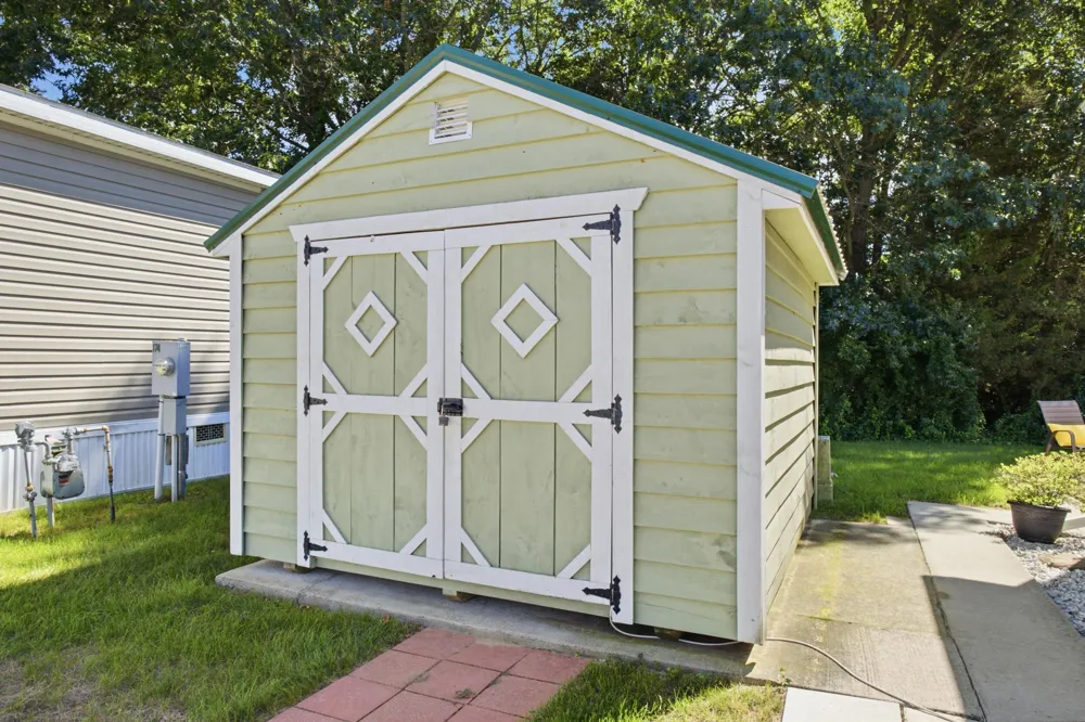 14904 Saint Lawrence Drive Spring Lake, MI 49456