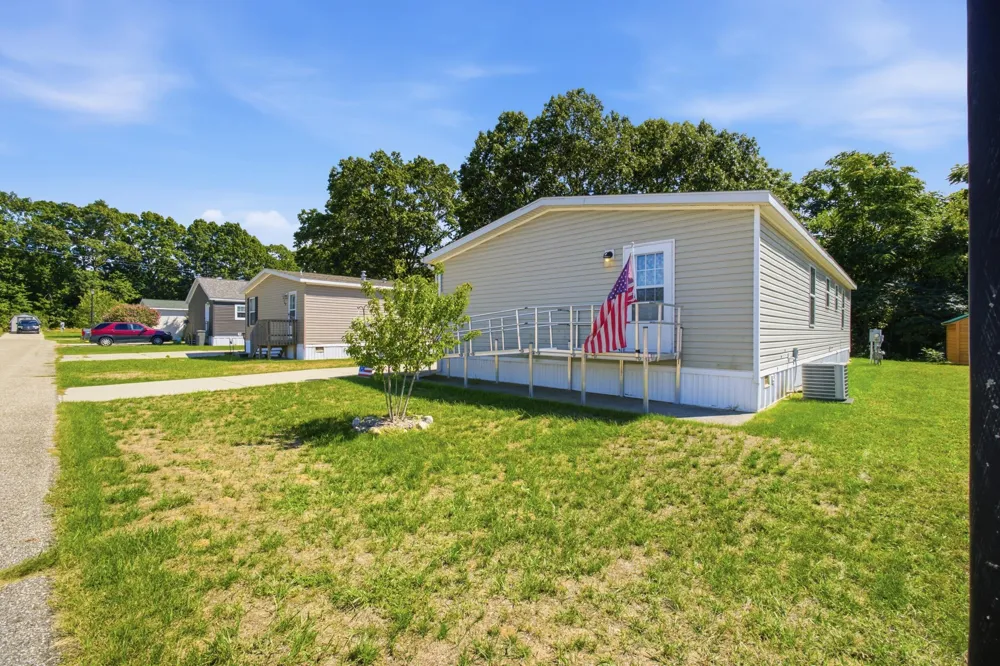 14904 Saint Lawrence Drive Spring Lake, MI 49456