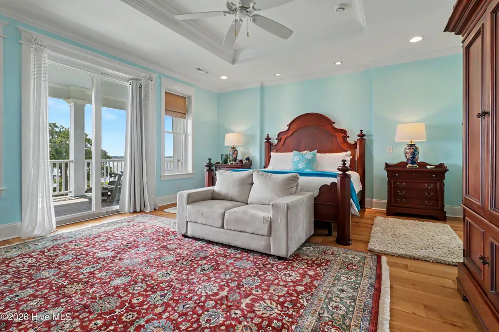 141 Cove Side Lane Hampstead, NC 28443