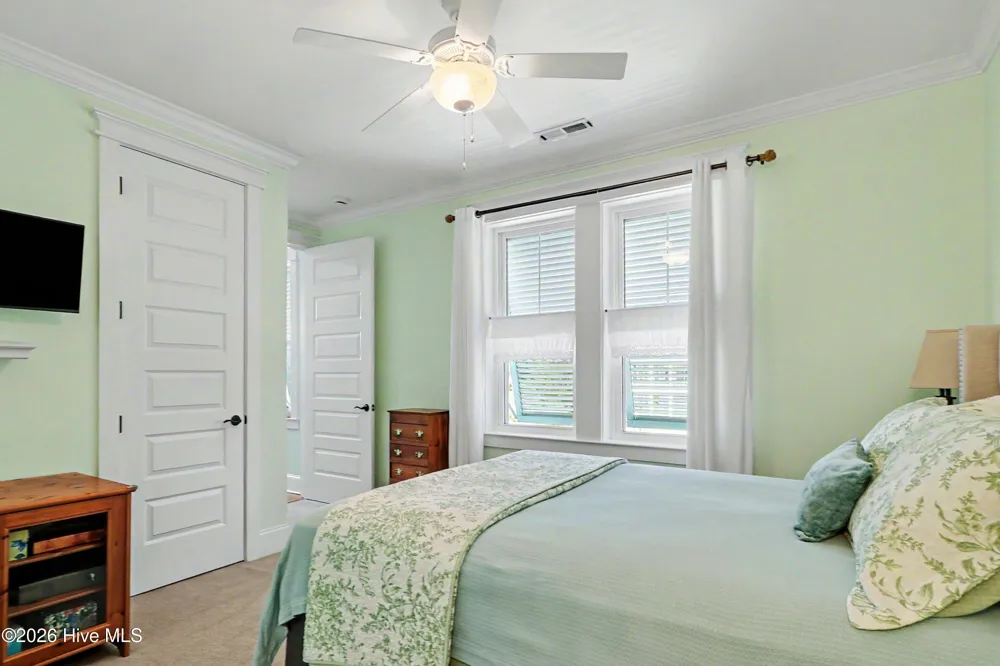 141 Cove Side Lane Hampstead, NC 28443