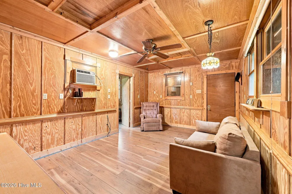301 Seawell Farm Road Bayboro, NC 28515
