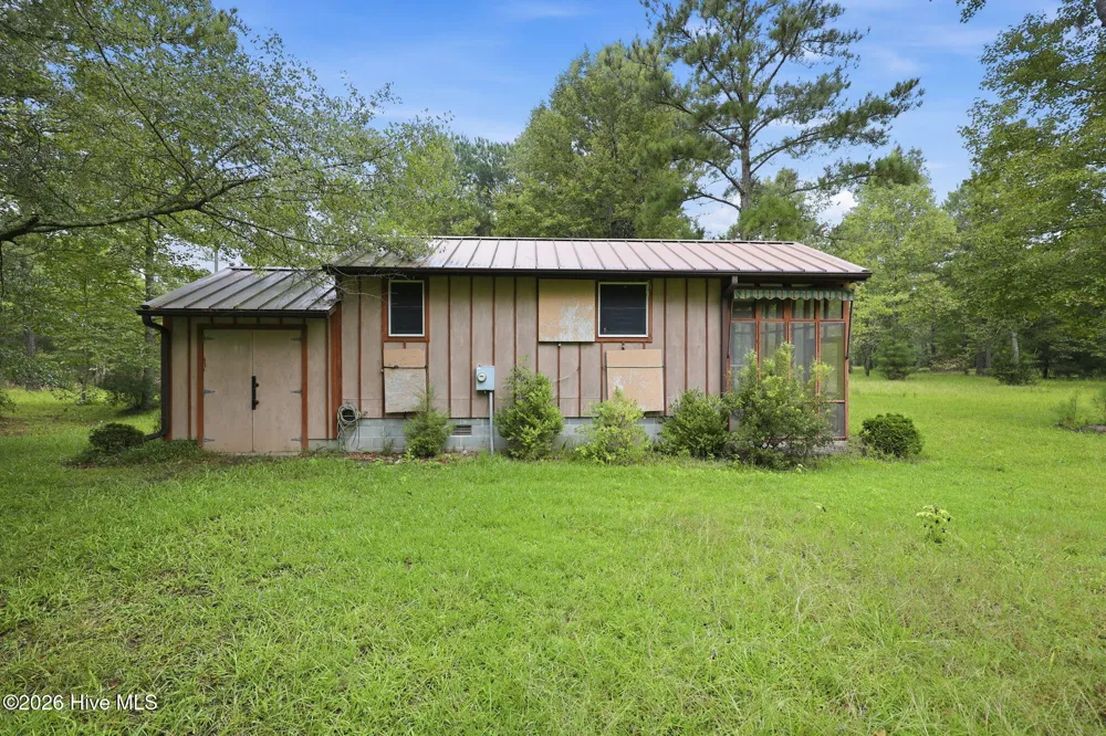 301 Seawell Farm Road Bayboro, NC 28515