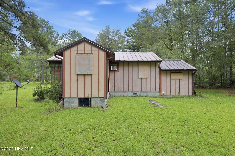 301 Seawell Farm Road Bayboro, NC 28515