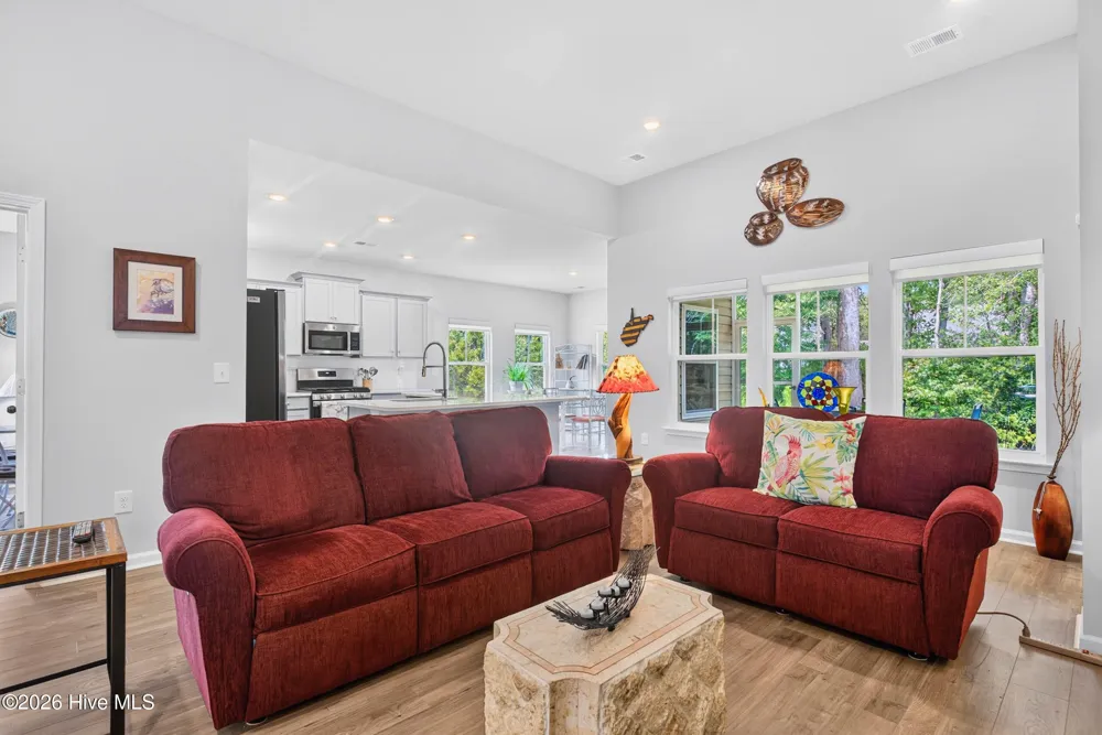 1620 Buttonwillow Court SW Ocean Isle Beach, NC 28469