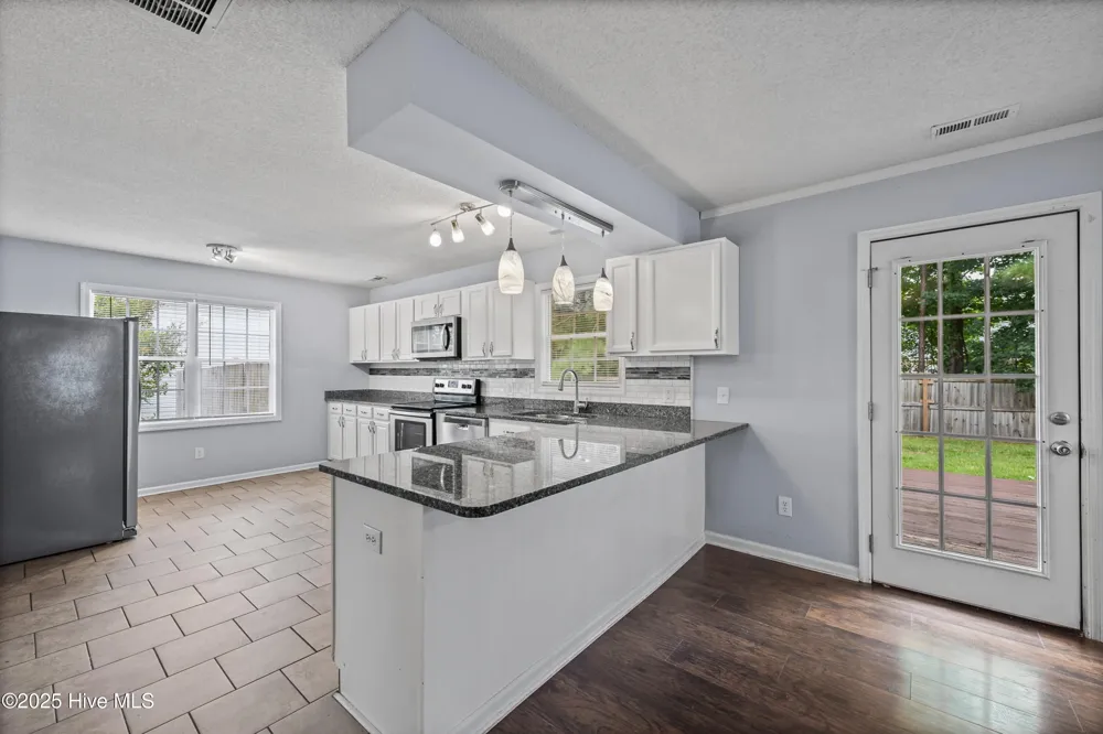 107 Chestnut Court Jacksonville, NC 28546