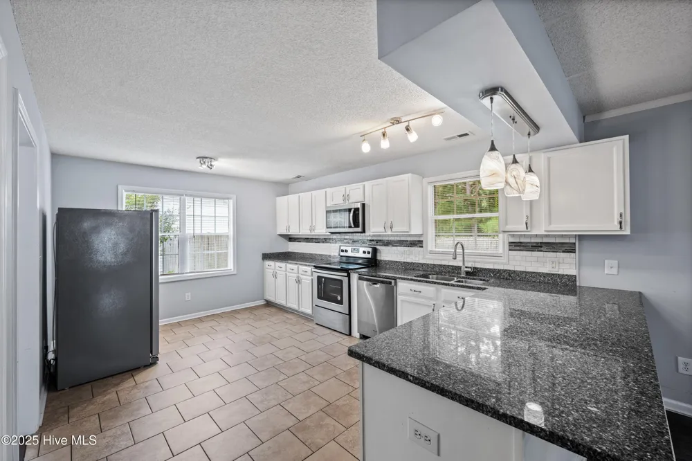 107 Chestnut Court Jacksonville, NC 28546