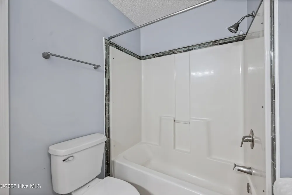 107 Chestnut Court Jacksonville, NC 28546