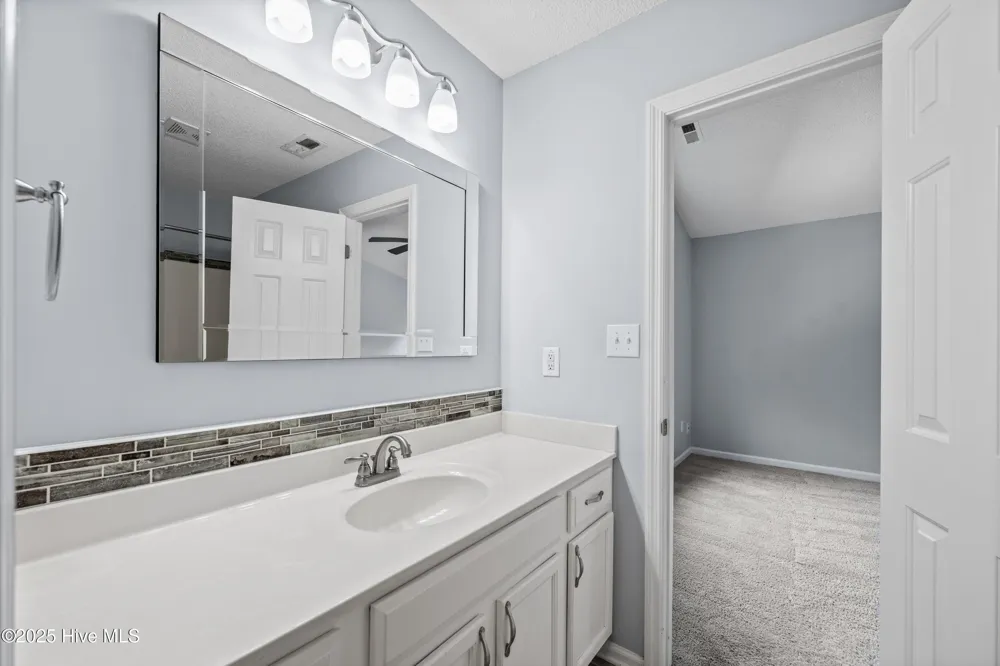 107 Chestnut Court Jacksonville, NC 28546