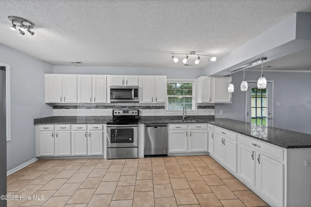 107 Chestnut Court Jacksonville, NC 28546