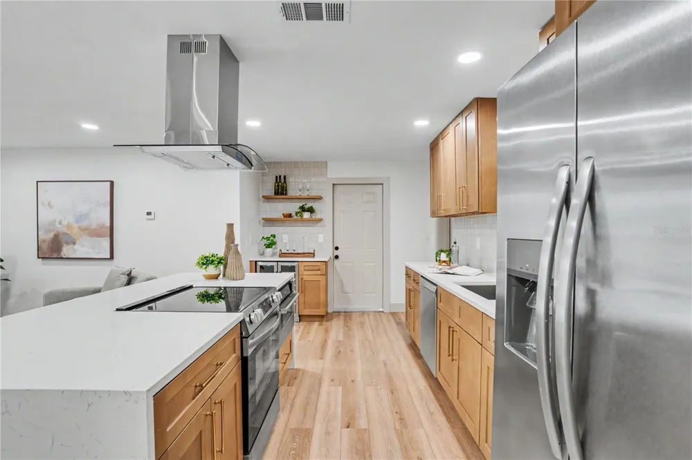 11928 TEMPLE CT Seminole, FL 33772