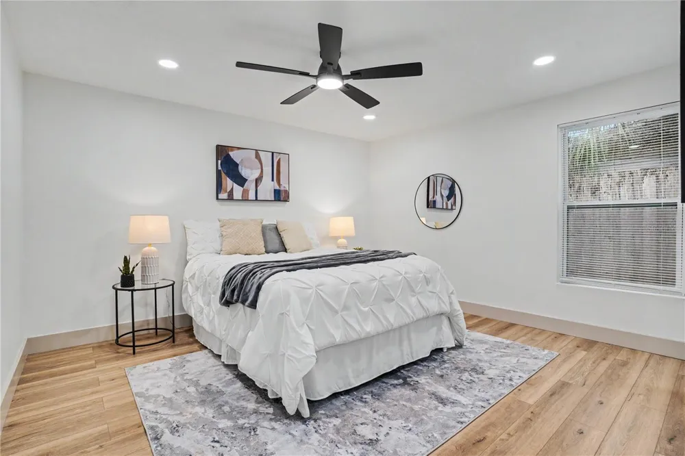 11928 TEMPLE CT Seminole, FL 33772