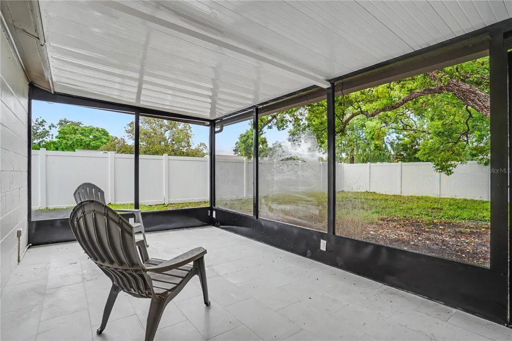 11928 TEMPLE CT Seminole, FL 33772