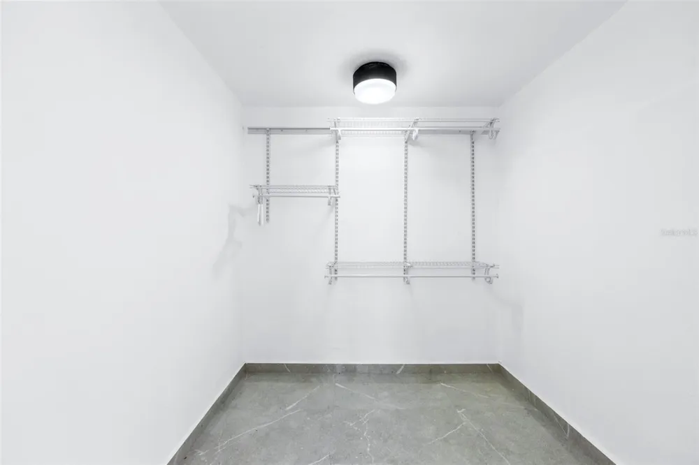 16 CARRION COURT #103 San Juan, PR 00911