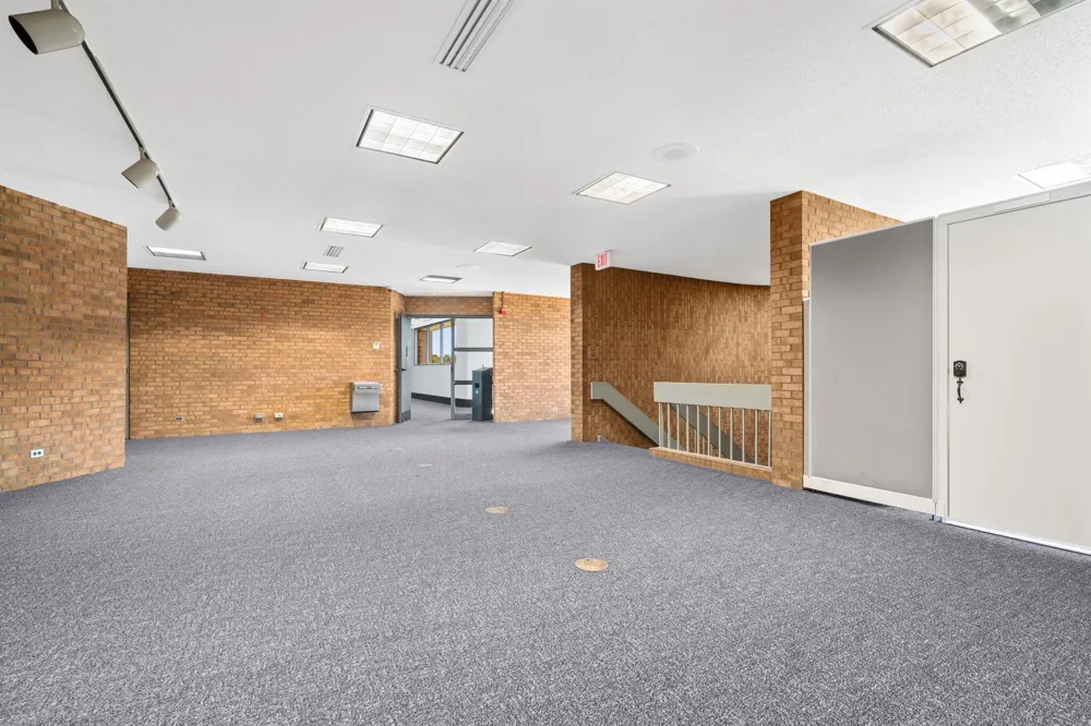 121 Clover Street Holland, MI 49423