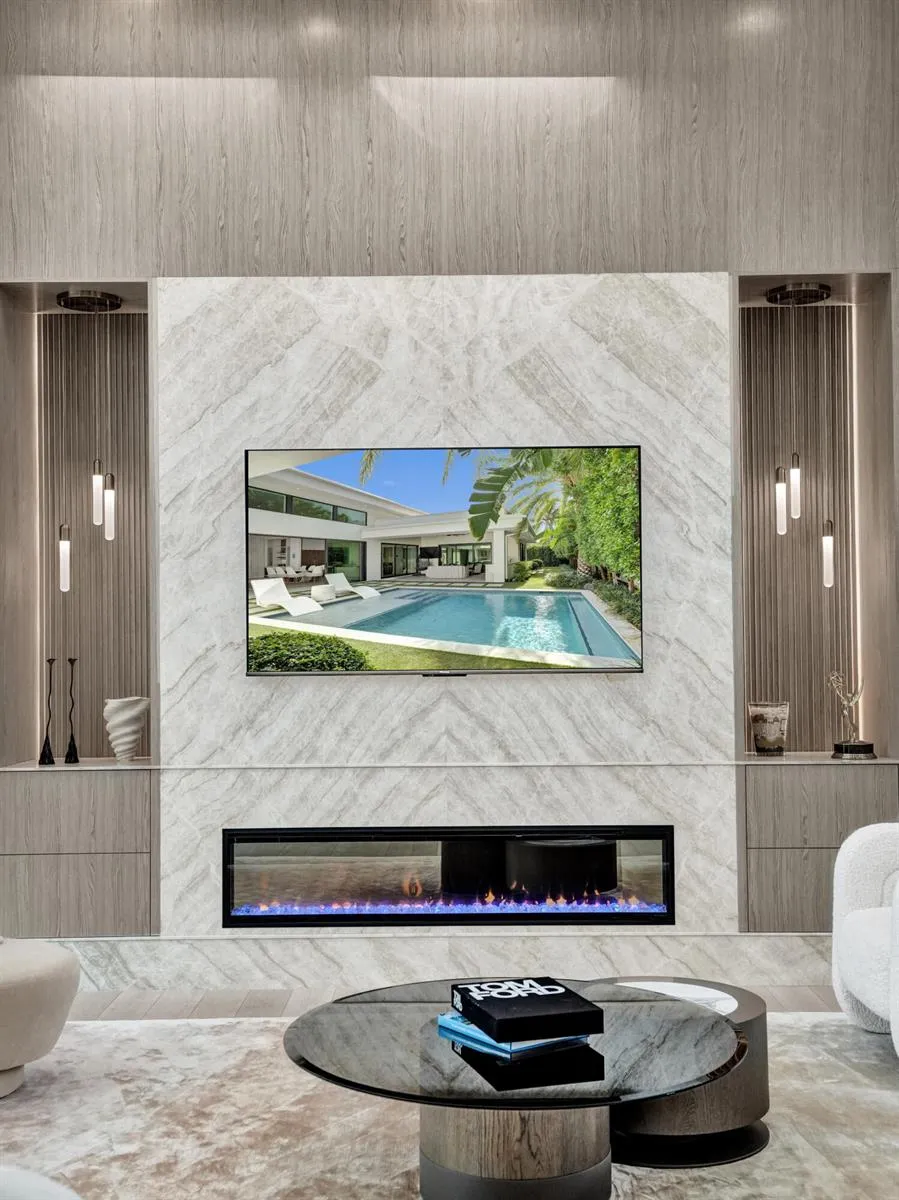 7 Tahoe Lane Sea Ranch Lakes, FL 33308