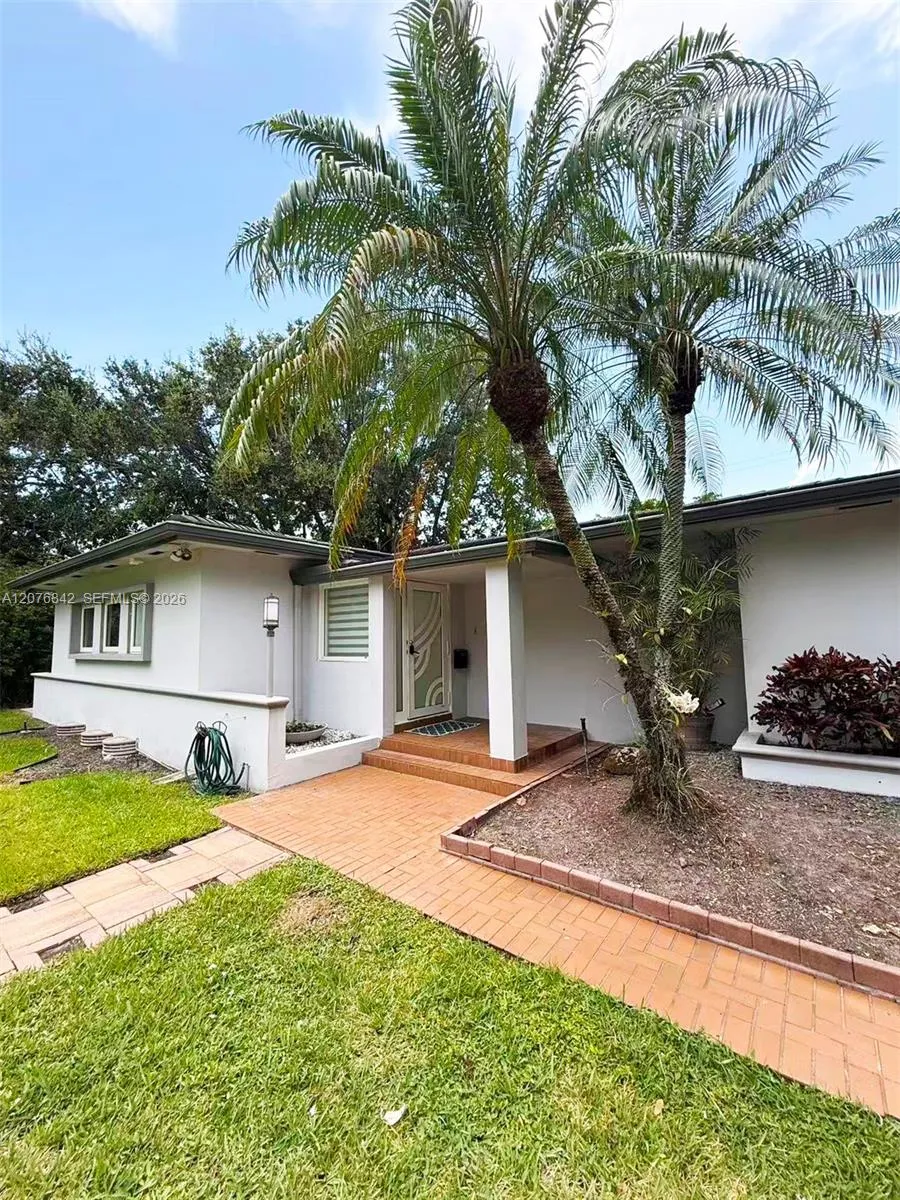 1520 Miller Rd #. Coral Gables, FL 33146