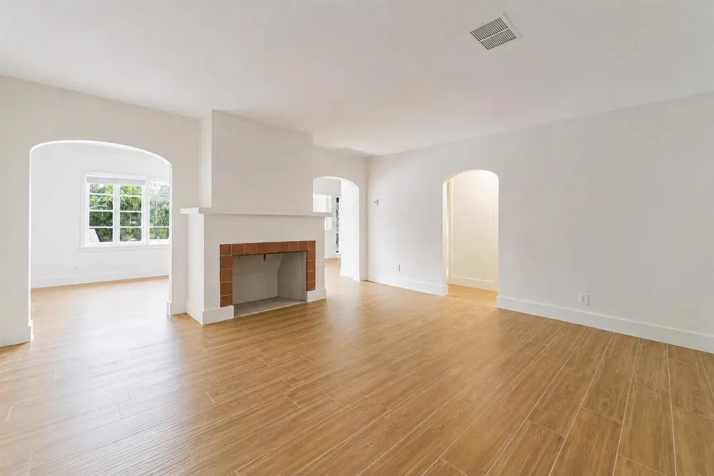 400 E Royal Palm Road Boca Raton, FL 33432