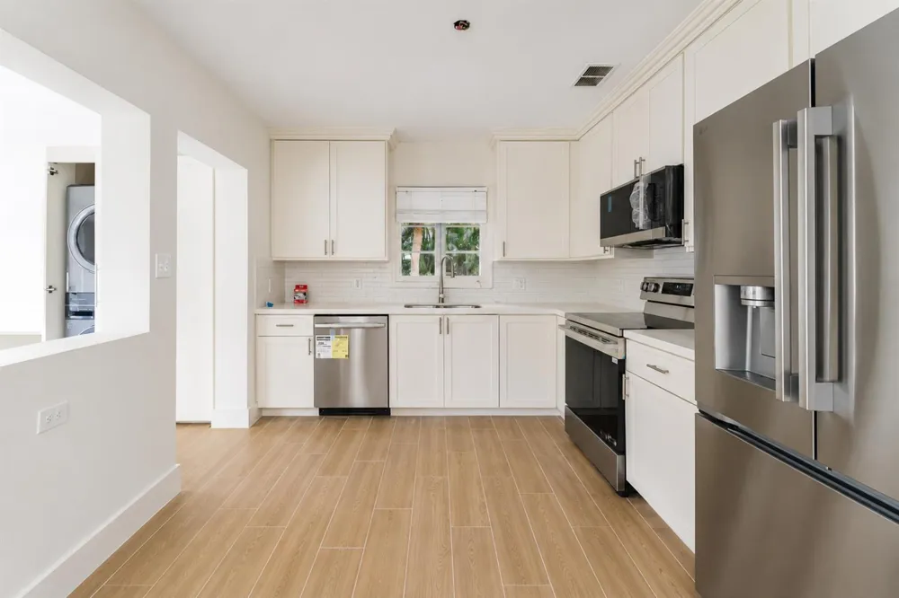 400 E Royal Palm Road Boca Raton, FL 33432