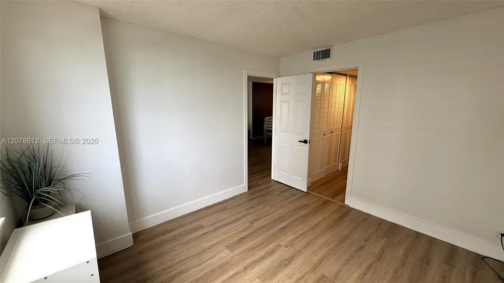 251 174th St #608 Sunny Isles Beach, FL 33160