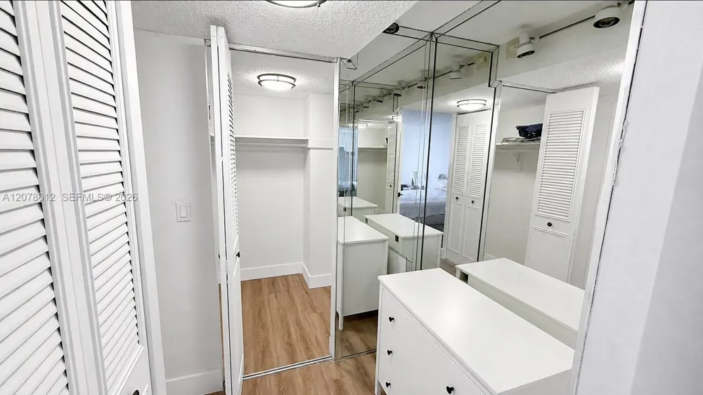 251 174th St #608 Sunny Isles Beach, FL 33160