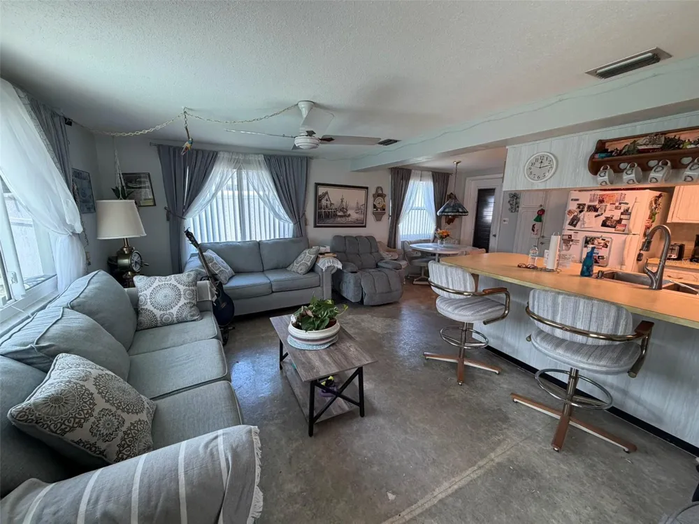 1332 FLOTILLA DRIVE Holiday, FL 34690