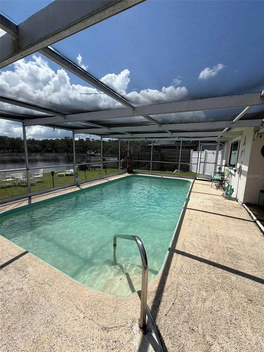 1332 FLOTILLA DRIVE Holiday, FL 34690