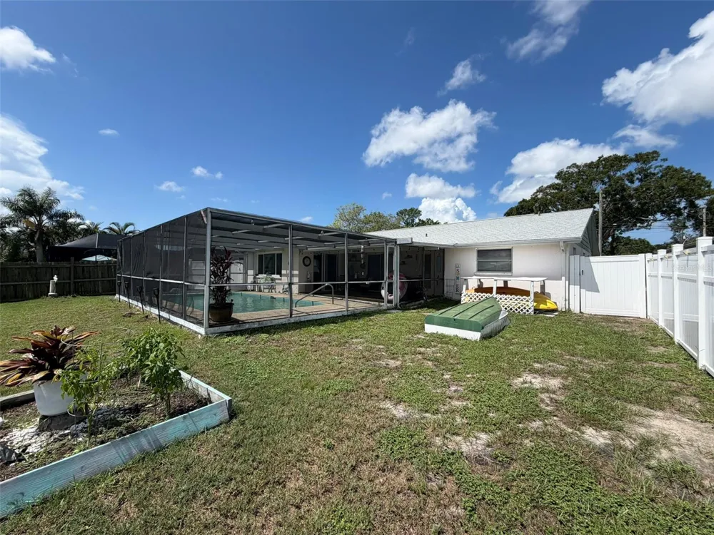 1332 FLOTILLA DRIVE Holiday, FL 34690
