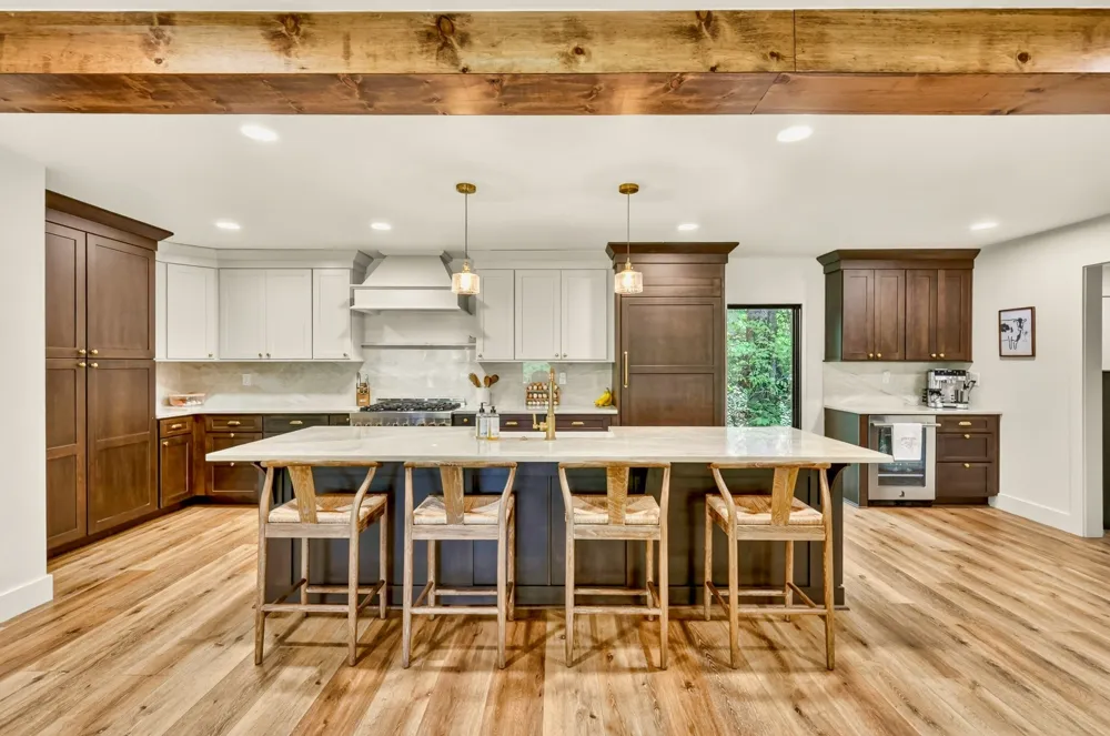 2153 Williamsport Pike Columbia, TN 38401