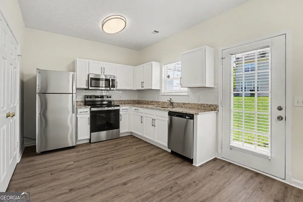1795 Fielding WAY Hampton, GA 30228