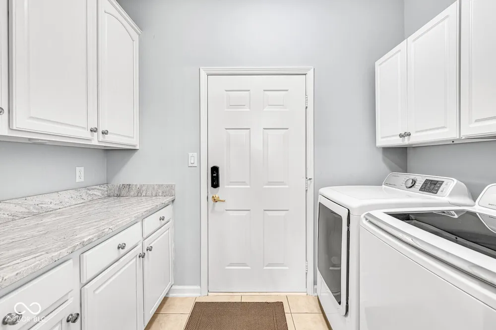 11156 Easy Street Fishers, IN 46038