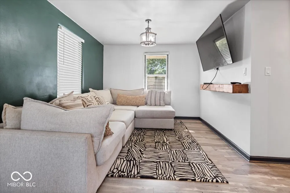1016 W Epler Avenue Indianapolis, IN 46217