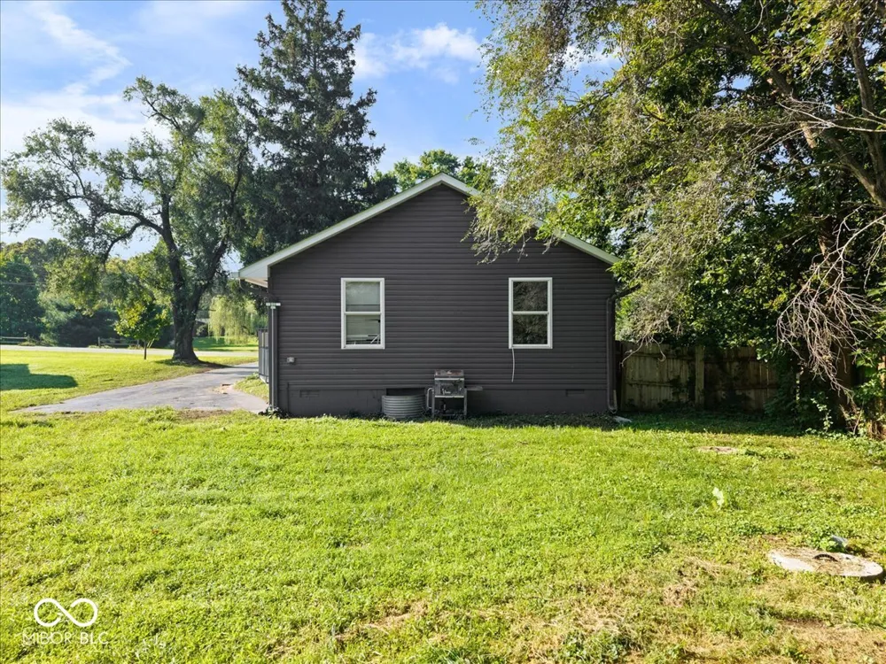 1016 W Epler Avenue Indianapolis, IN 46217