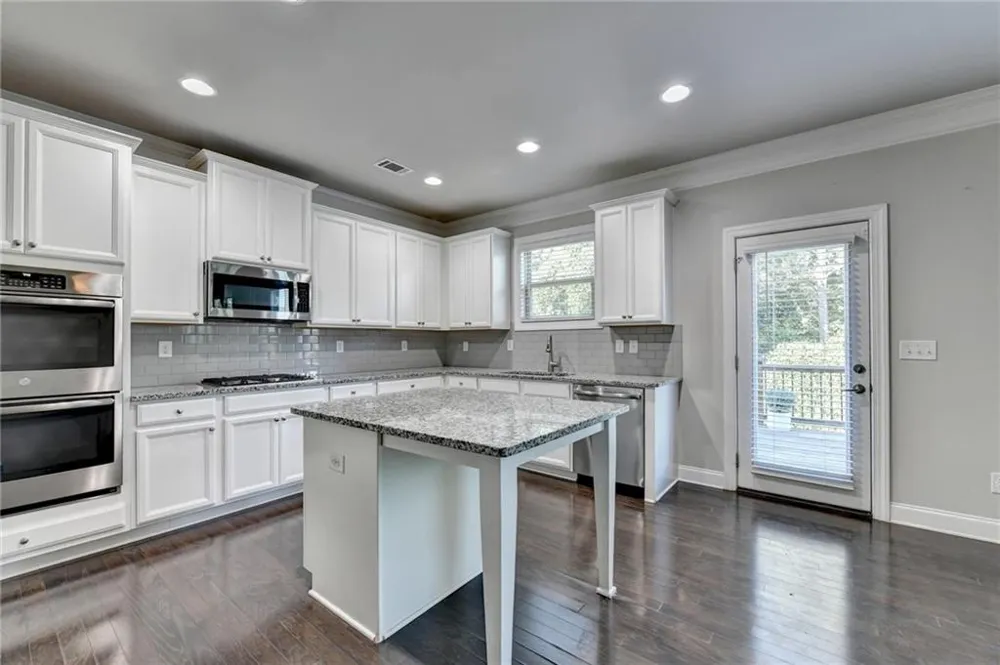 3860 Grandview Manor Drive Cumming, GA 30028