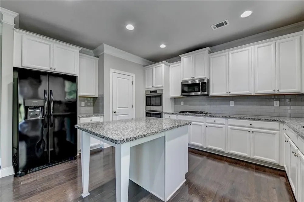 3860 Grandview Manor Drive Cumming, GA 30028