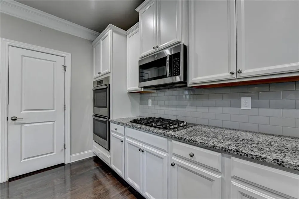 3860 Grandview Manor Drive Cumming, GA 30028