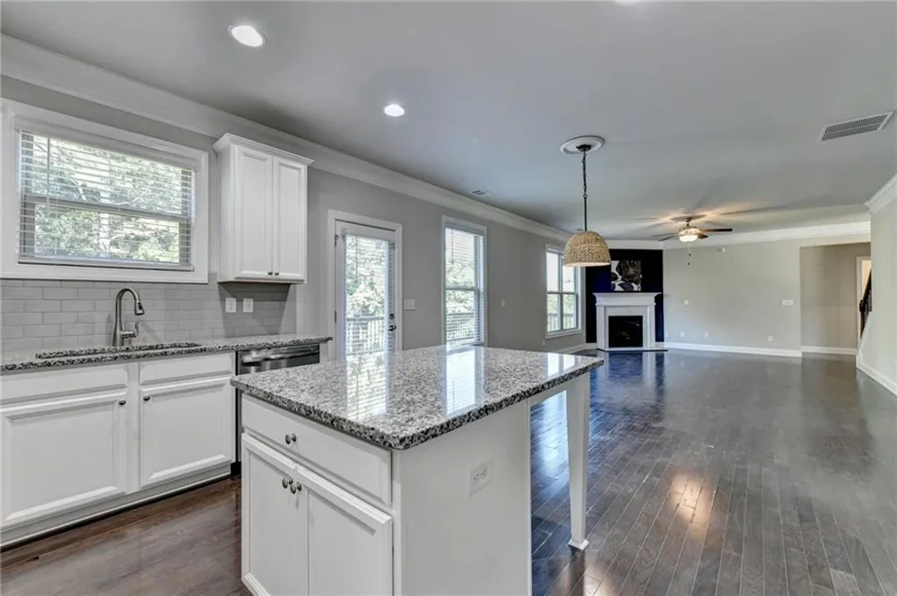 3860 Grandview Manor Drive Cumming, GA 30028