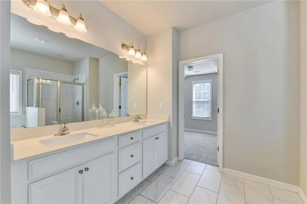 3860 Grandview Manor Drive Cumming, GA 30028