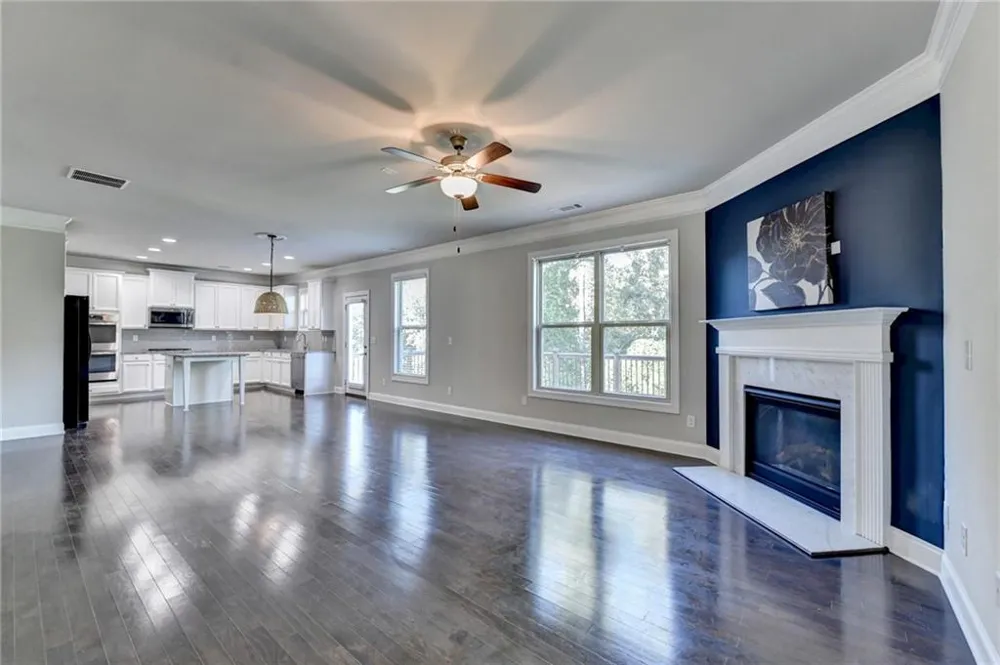 3860 Grandview Manor Drive Cumming, GA 30028