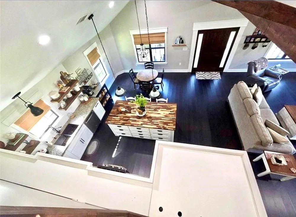 333 Edgewood Onalaska, TX 77360