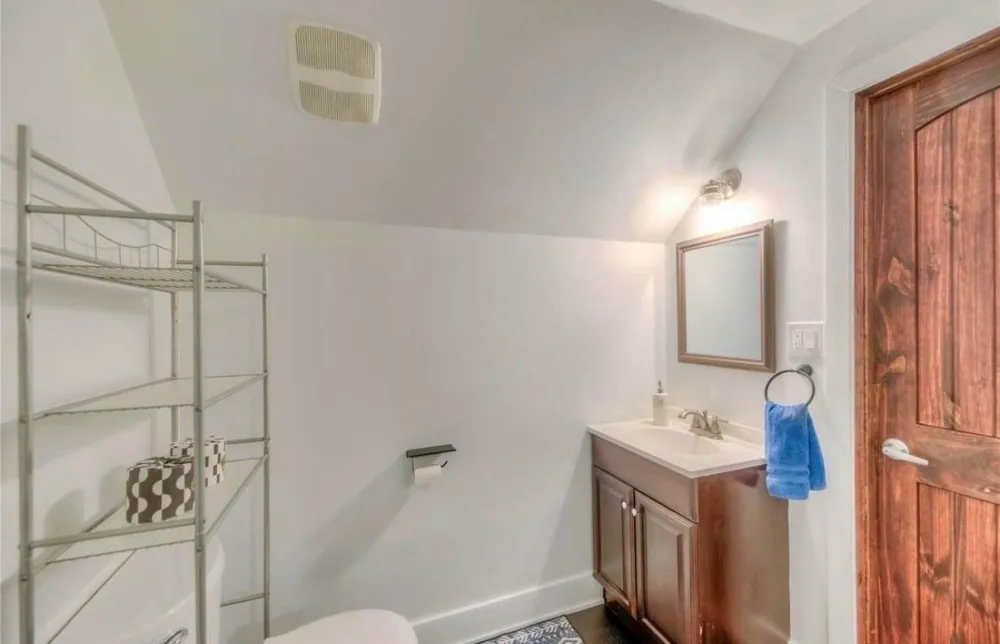 333 Edgewood Onalaska, TX 77360