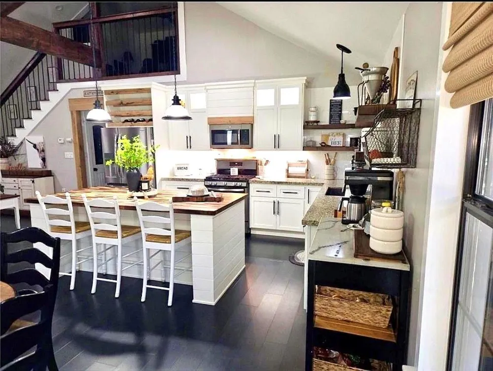 333 Edgewood Onalaska, TX 77360