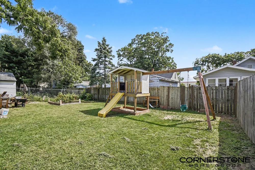 328 Jean Street SW Wyoming, MI 49548