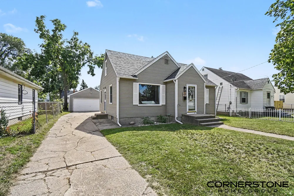 328 Jean Street SW Wyoming, MI 49548